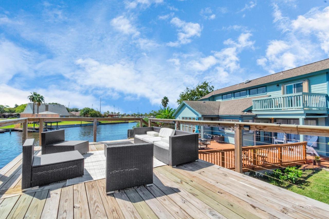Beauty On The Water! Lake House Near The Beaches! Галвестън Екстериор снимка