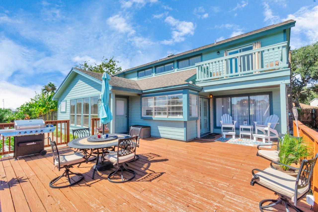Beauty On The Water! Lake House Near The Beaches! Галвестън Екстериор снимка