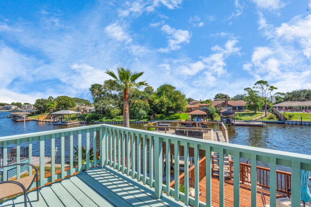 Beauty On The Water! Lake House Near The Beaches! Галвестън Екстериор снимка
